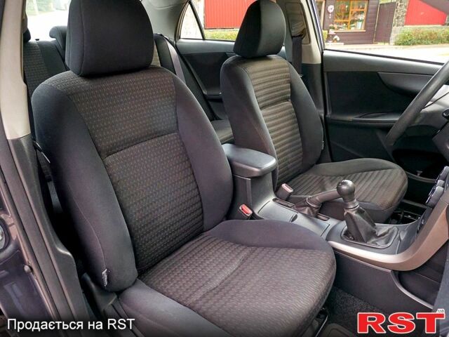 Тойота Королла, об'ємом двигуна 1.6 л та пробігом 253 тис. км за 6500 $, фото 5 на Automoto.ua