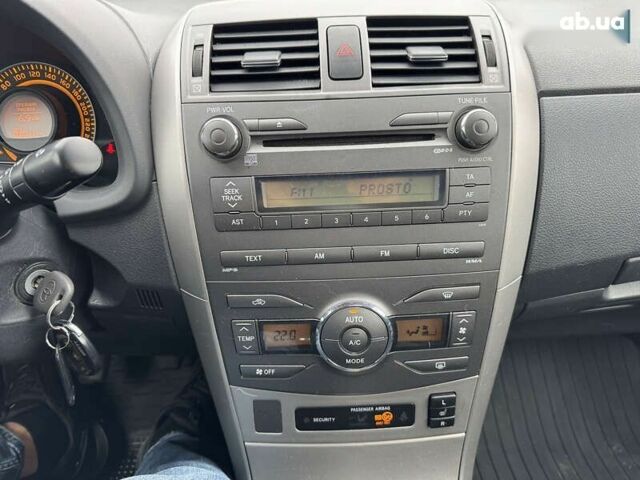 Тойота Королла, объемом двигателя 1.6 л и пробегом 200 тыс. км за 6990 $, фото 20 на Automoto.ua