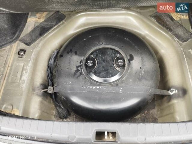 Тойота Королла, объемом двигателя 1.6 л и пробегом 150 тыс. км за 7200 $, фото 6 на Automoto.ua