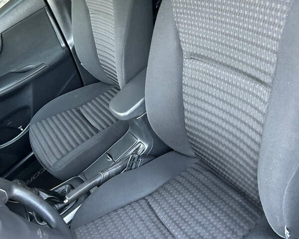 Тойота Королла, объемом двигателя 1.6 л и пробегом 155 тыс. км за 7850 $, фото 3 на Automoto.ua