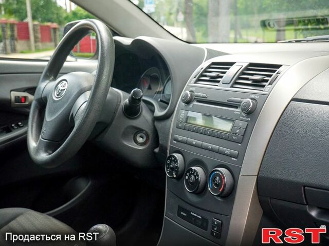 Тойота Королла, об'ємом двигуна 1.6 л та пробігом 253 тис. км за 6500 $, фото 3 на Automoto.ua