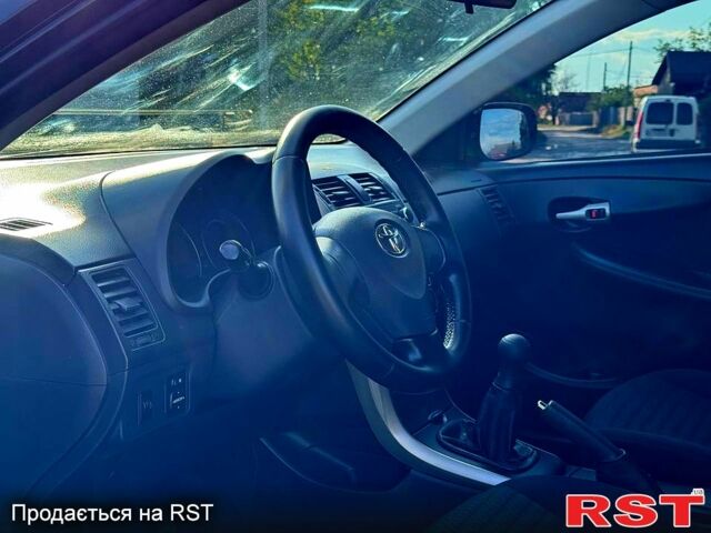 Тойота Королла, объемом двигателя 1.6 л и пробегом 150 тыс. км за 7300 $, фото 4 на Automoto.ua