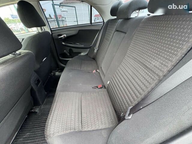 Тойота Королла, об'ємом двигуна 1.3 л та пробігом 252 тис. км за 4990 $, фото 17 на Automoto.ua