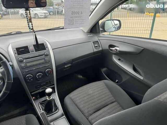 Тойота Королла, об'ємом двигуна 1.3 л та пробігом 252 тис. км за 4990 $, фото 19 на Automoto.ua