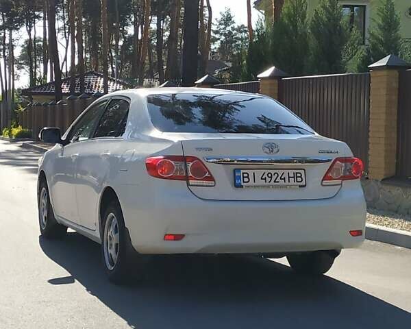 Тойота Королла, объемом двигателя 1.6 л и пробегом 208 тыс. км за 8800 $, фото 6 на Automoto.ua