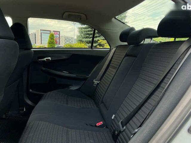 Тойота Королла, объемом двигателя 1.4 л и пробегом 178 тыс. км за 8999 $, фото 9 на Automoto.ua