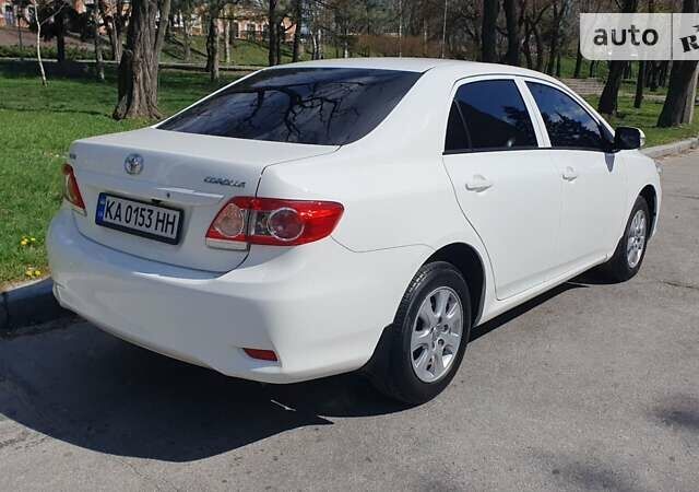 Тойота Королла, об'ємом двигуна 1.3 л та пробігом 108 тис. км за 9200 $, фото 4 на Automoto.ua