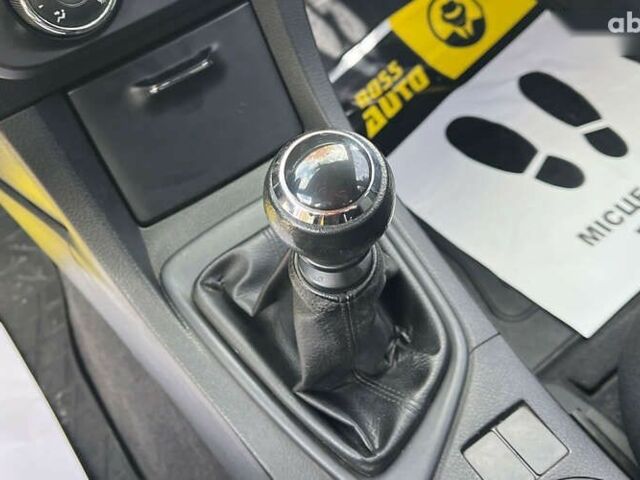 Тойота Королла, объемом двигателя 0 л и пробегом 212 тыс. км за 7900 $, фото 13 на Automoto.ua