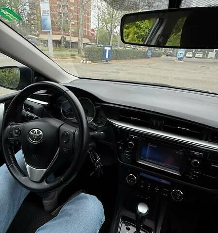 Тойота Королла, объемом двигателя 1.8 л и пробегом 123 тыс. км за 13037 $, фото 2 на Automoto.ua
