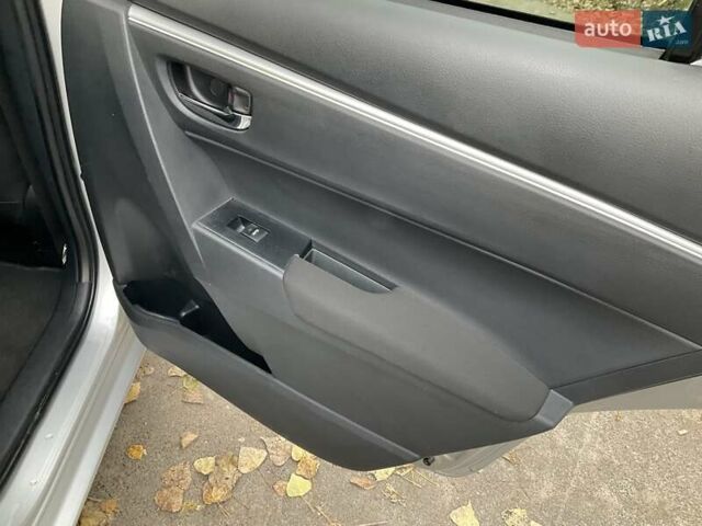 Тойота Королла, объемом двигателя 1.6 л и пробегом 113 тыс. км за 12900 $, фото 11 на Automoto.ua