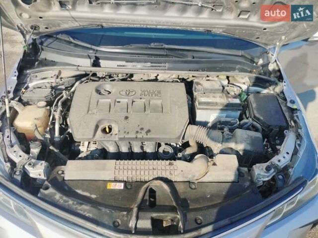 Тойота Королла, объемом двигателя 1.5 л и пробегом 91 тыс. км за 14500 $, фото 10 на Automoto.ua