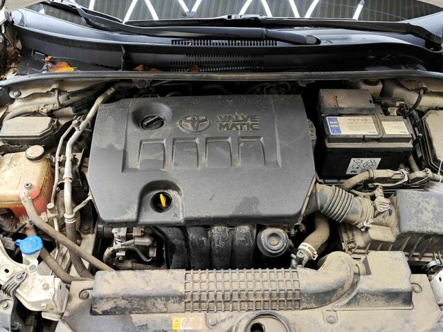 Тойота Королла, объемом двигателя 1.6 л и пробегом 75 тыс. км за 19500 $, фото 3 на Automoto.ua