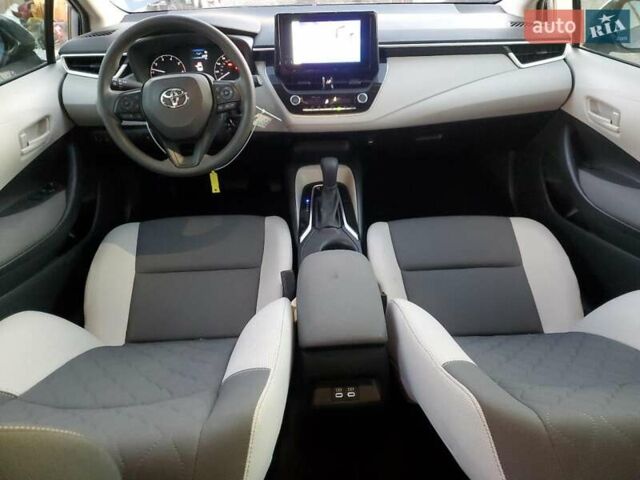 Тойота Королла, объемом двигателя 0 л и пробегом 45 тыс. км за 12063 $, фото 7 на Automoto.ua