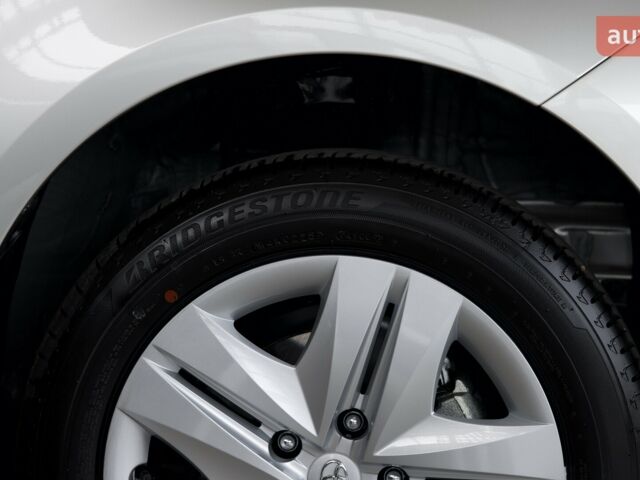 Тойота Королла, об'ємом двигуна 1.6 л та пробігом 0 тис. км за 26170 $, фото 10 на Automoto.ua