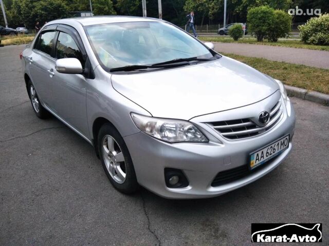Сірий Тойота Королла, об'ємом двигуна 0 л та пробігом 225 тис. км за 10500 $, фото 3 на Automoto.ua