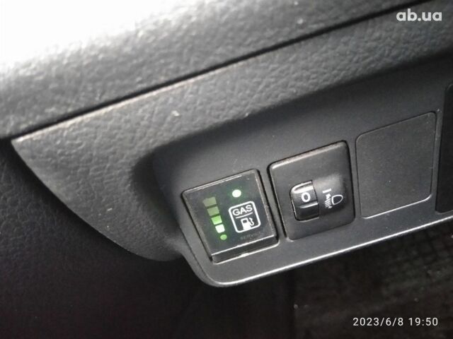 Сірий Тойота Королла, об'ємом двигуна 0 л та пробігом 225 тис. км за 10500 $, фото 14 на Automoto.ua