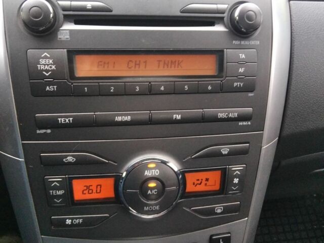 Сірий Тойота Королла, об'ємом двигуна 0 л та пробігом 225 тис. км за 10500 $, фото 10 на Automoto.ua