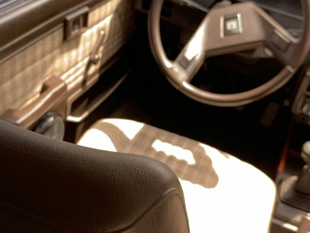 Серый Тойота Королла, объемом двигателя 1.3 л и пробегом 1 тыс. км за 1700 $, фото 5 на Automoto.ua