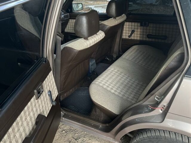 Серый Тойота Королла, объемом двигателя 1.3 л и пробегом 1 тыс. км за 1700 $, фото 13 на Automoto.ua