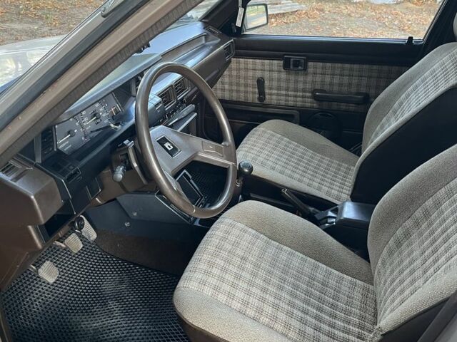 Серый Тойота Королла, объемом двигателя 1.3 л и пробегом 1 тыс. км за 1700 $, фото 12 на Automoto.ua