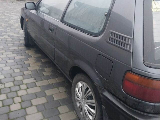 Серый Тойота Королла, объемом двигателя 1.3 л и пробегом 380 тыс. км за 1184 $, фото 8 на Automoto.ua