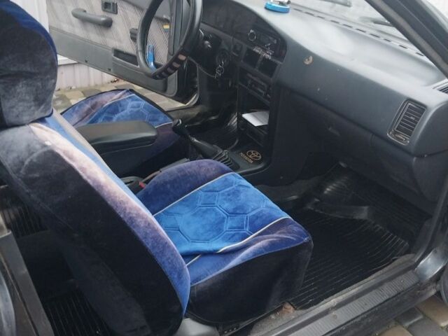 Серый Тойота Королла, объемом двигателя 1.3 л и пробегом 380 тыс. км за 1184 $, фото 10 на Automoto.ua