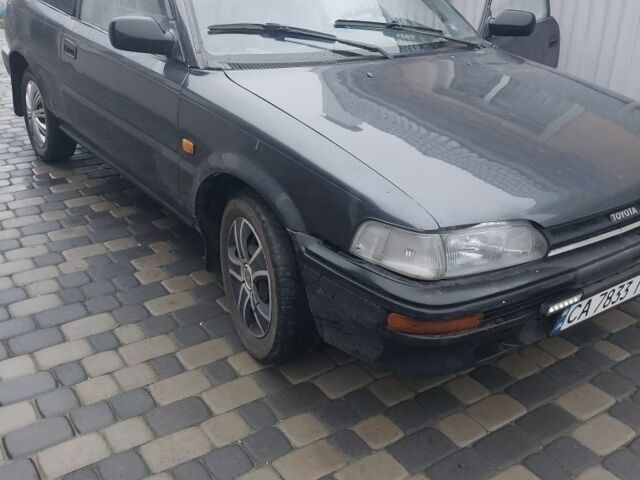 Серый Тойота Королла, объемом двигателя 1.3 л и пробегом 380 тыс. км за 1184 $, фото 12 на Automoto.ua