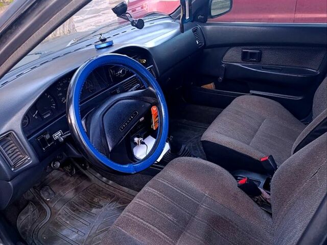 Сірий Тойота Королла, об'ємом двигуна 1.3 л та пробігом 400 тис. км за 2000 $, фото 2 на Automoto.ua