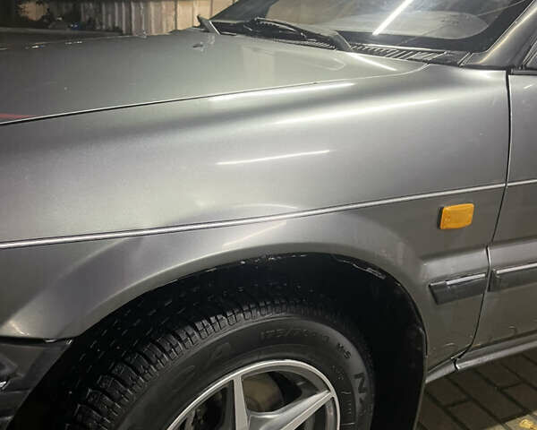 Серый Тойота Королла, объемом двигателя 1.84 л и пробегом 328 тыс. км за 1800 $, фото 4 на Automoto.ua