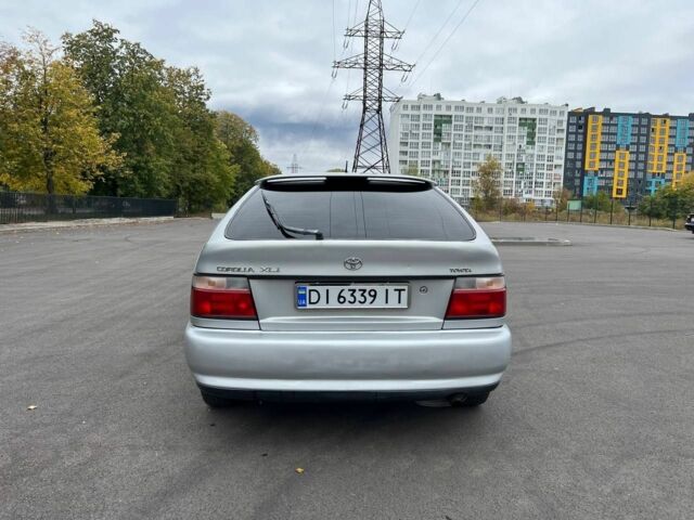 Серый Тойота Королла, объемом двигателя 1.3 л и пробегом 372 тыс. км за 1600 $, фото 3 на Automoto.ua