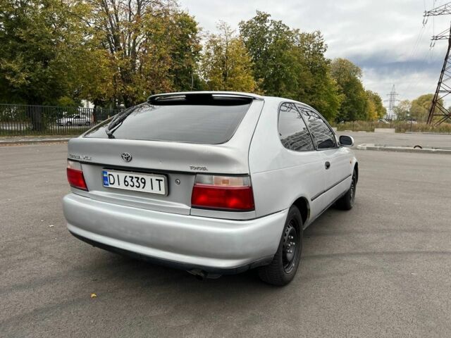 Серый Тойота Королла, объемом двигателя 1.3 л и пробегом 372 тыс. км за 1600 $, фото 4 на Automoto.ua