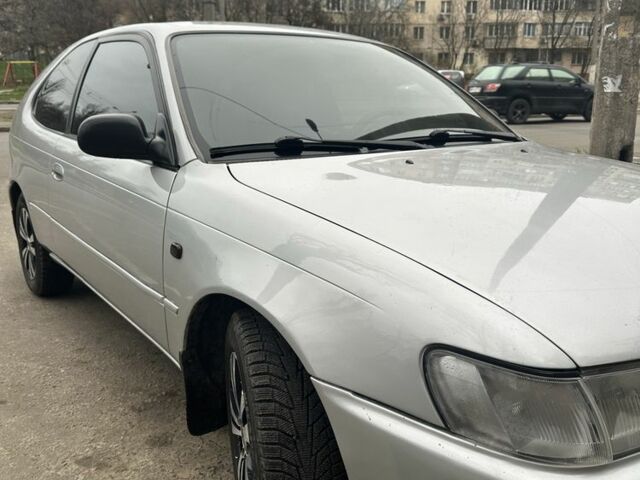 Серый Тойота Королла, объемом двигателя 1.3 л и пробегом 300 тыс. км за 3200 $, фото 3 на Automoto.ua