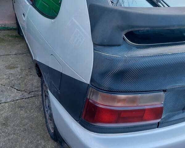 Серый Тойота Королла, объемом двигателя 1.3 л и пробегом 230 тыс. км за 2500 $, фото 2 на Automoto.ua