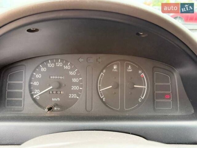 Серый Тойота Королла, объемом двигателя 1.33 л и пробегом 70 тыс. км за 2800 $, фото 20 на Automoto.ua