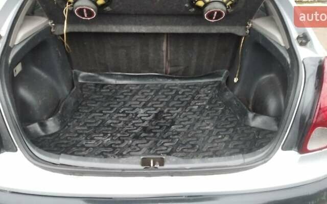 Серый Тойота Королла, объемом двигателя 1.33 л и пробегом 300 тыс. км за 2600 $, фото 14 на Automoto.ua