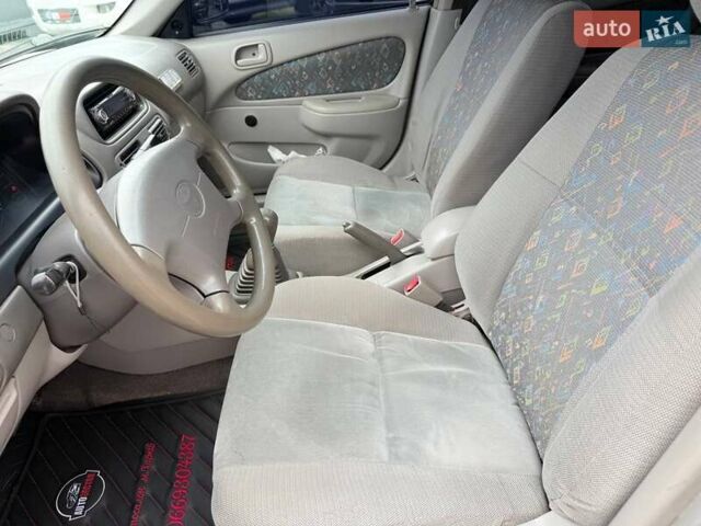 Серый Тойота Королла, объемом двигателя 1.33 л и пробегом 70 тыс. км за 2800 $, фото 12 на Automoto.ua