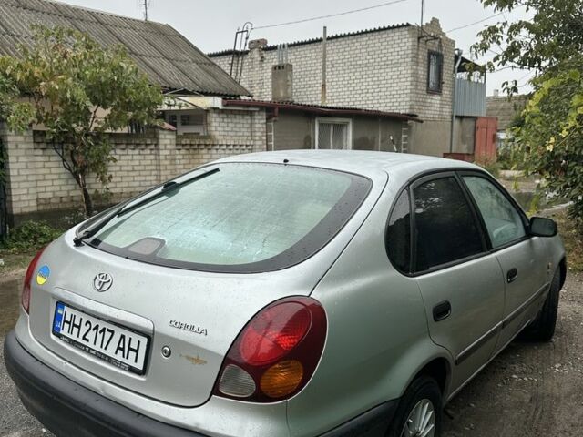 Серый Тойота Королла, объемом двигателя 1.6 л и пробегом 277 тыс. км за 3100 $, фото 3 на Automoto.ua