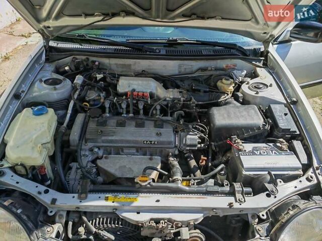 Серый Тойота Королла, объемом двигателя 1.59 л и пробегом 265 тыс. км за 3750 $, фото 10 на Automoto.ua