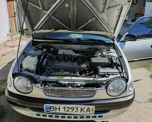 Серый Тойота Королла, объемом двигателя 1.59 л и пробегом 265 тыс. км за 3750 $, фото 9 на Automoto.ua