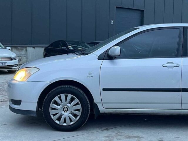 Сірий Тойота Королла, об'ємом двигуна 1.4 л та пробігом 253 тис. км за 4540 $, фото 2 на Automoto.ua