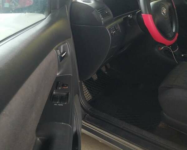 Серый Тойота Королла, объемом двигателя 1.6 л и пробегом 315 тыс. км за 4200 $, фото 3 на Automoto.ua