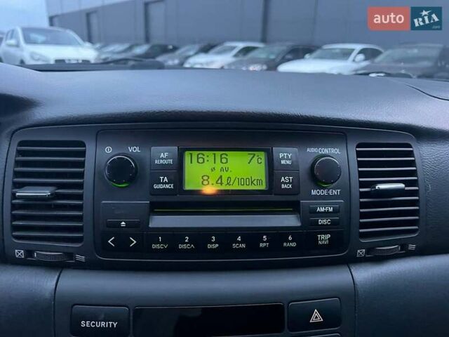 Сірий Тойота Королла, об'ємом двигуна 1.4 л та пробігом 253 тис. км за 4540 $, фото 25 на Automoto.ua