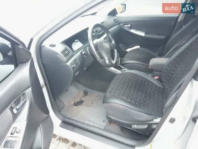 Серый Тойота Королла, объемом двигателя 2 л и пробегом 280 тыс. км за 4500 $, фото 3 на Automoto.ua
