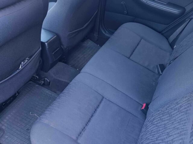 Серый Тойота Королла, объемом двигателя 2 л и пробегом 380 тыс. км за 1908 $, фото 2 на Automoto.ua