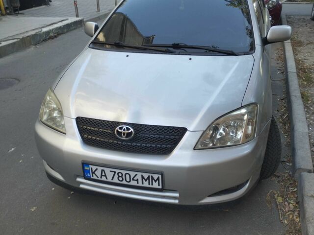 Серый Тойота Королла, объемом двигателя 2 л и пробегом 221 тыс. км за 4000 $, фото 1 на Automoto.ua