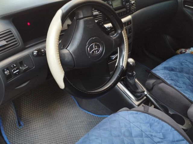 Серый Тойота Королла, объемом двигателя 2 л и пробегом 221 тыс. км за 4000 $, фото 2 на Automoto.ua