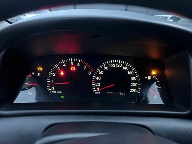 Сірий Тойота Королла, об'ємом двигуна 1.4 л та пробігом 253 тис. км за 4540 $, фото 20 на Automoto.ua