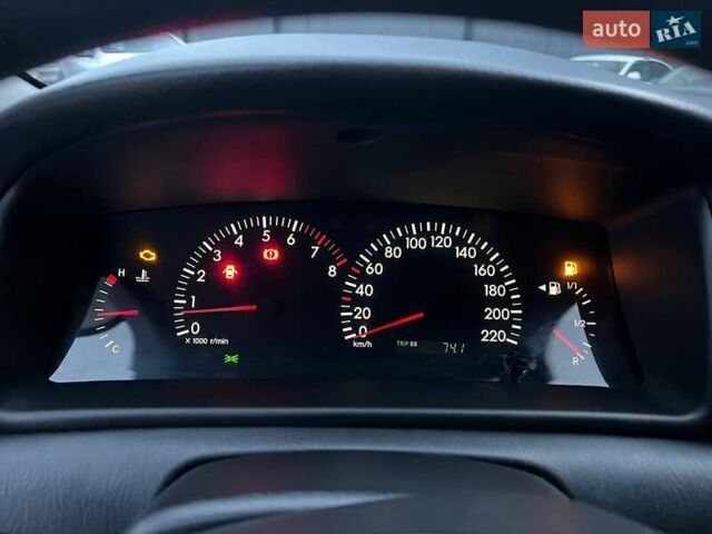 Сірий Тойота Королла, об'ємом двигуна 1.4 л та пробігом 253 тис. км за 4540 $, фото 20 на Automoto.ua