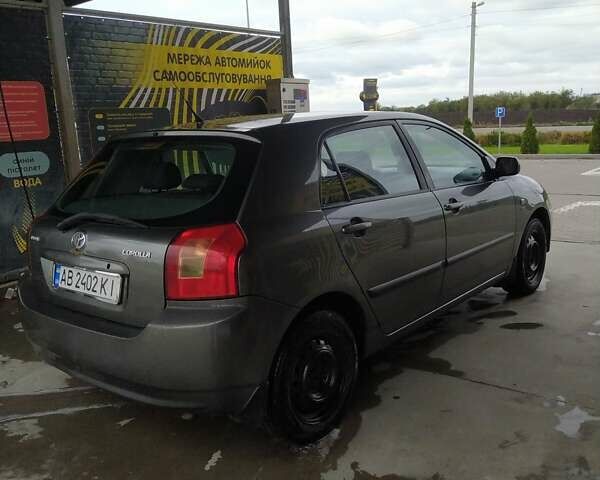 Серый Тойота Королла, объемом двигателя 1.6 л и пробегом 315 тыс. км за 4200 $, фото 6 на Automoto.ua