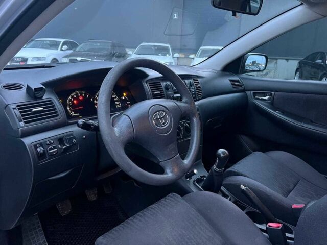 Сірий Тойота Королла, об'ємом двигуна 1.4 л та пробігом 253 тис. км за 4540 $, фото 16 на Automoto.ua